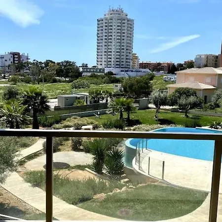 New Stunning Ocean Aprt In 